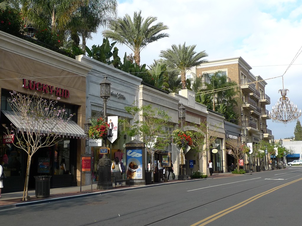 Shops at the Americana at Brand